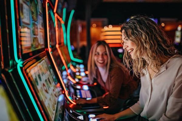 8ID's Live Casino Section Features Over 170 Real Dealers